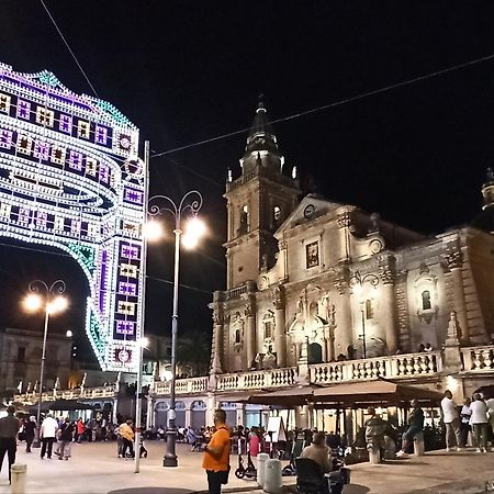 Tedimo Supra Nuovo Grande Monolocale Con Tutti I Comfort Ragusa Buitenkant foto