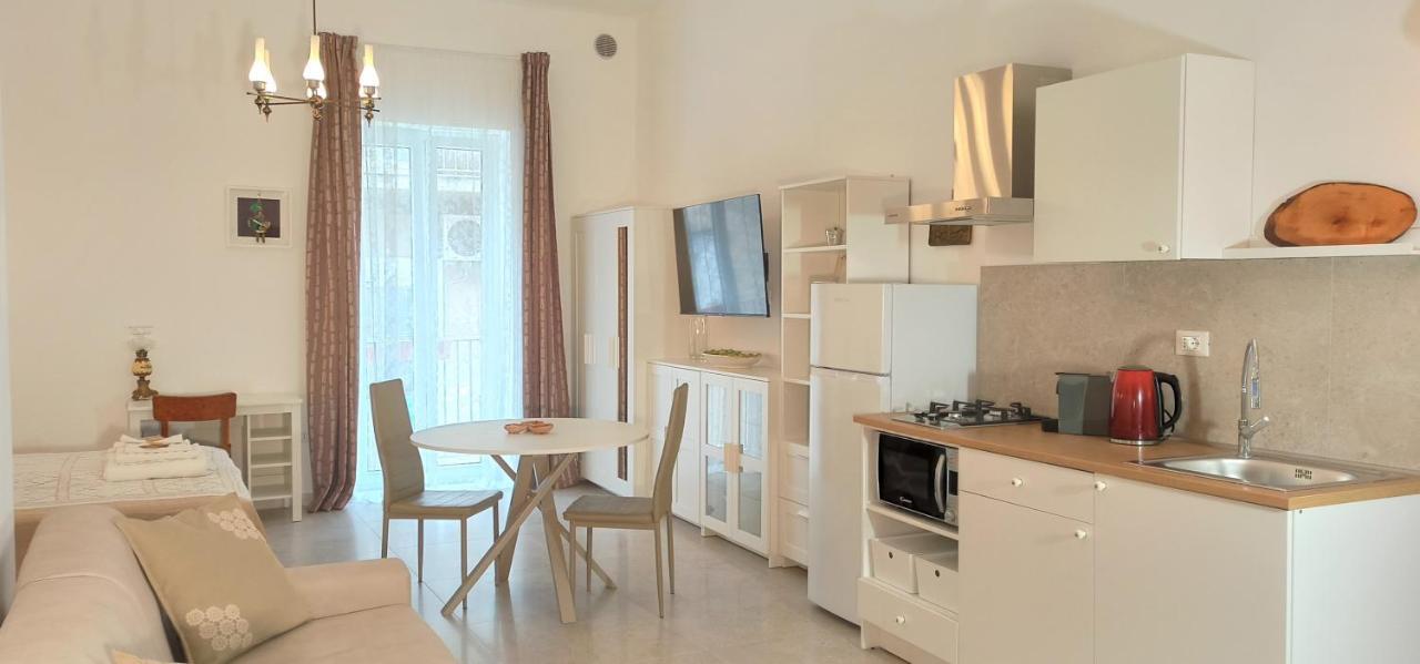 Tedimo Supra Nuovo Grande Monolocale Con Tutti I Comfort Ragusa Buitenkant foto